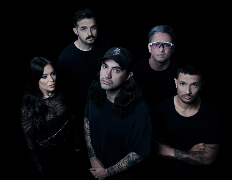Bandfoto Make them suffer